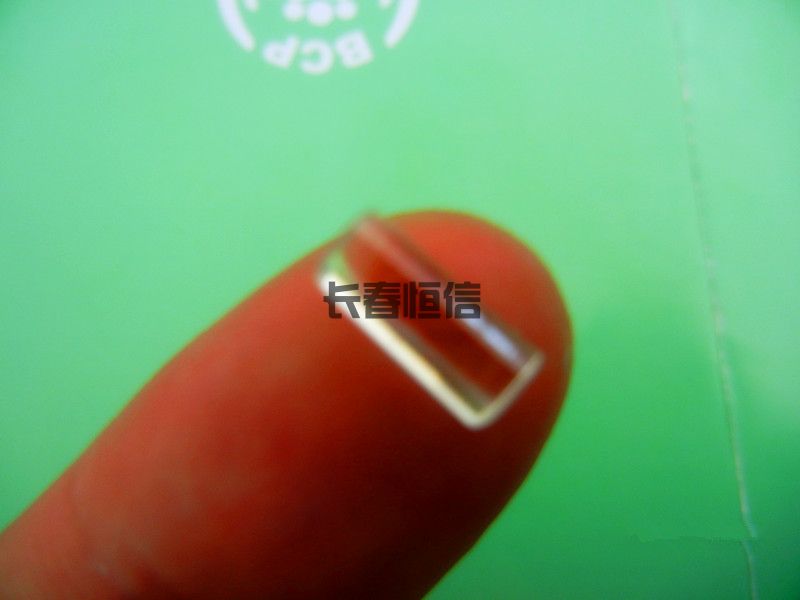 Plano convex cylindrical lens