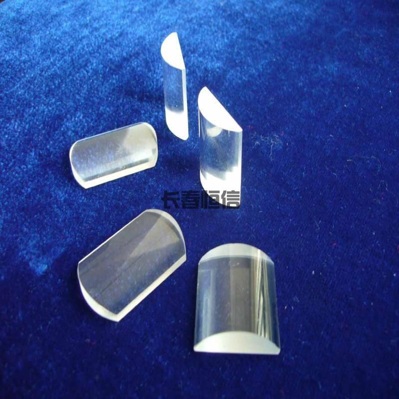 Plano convex cylindrical lens
