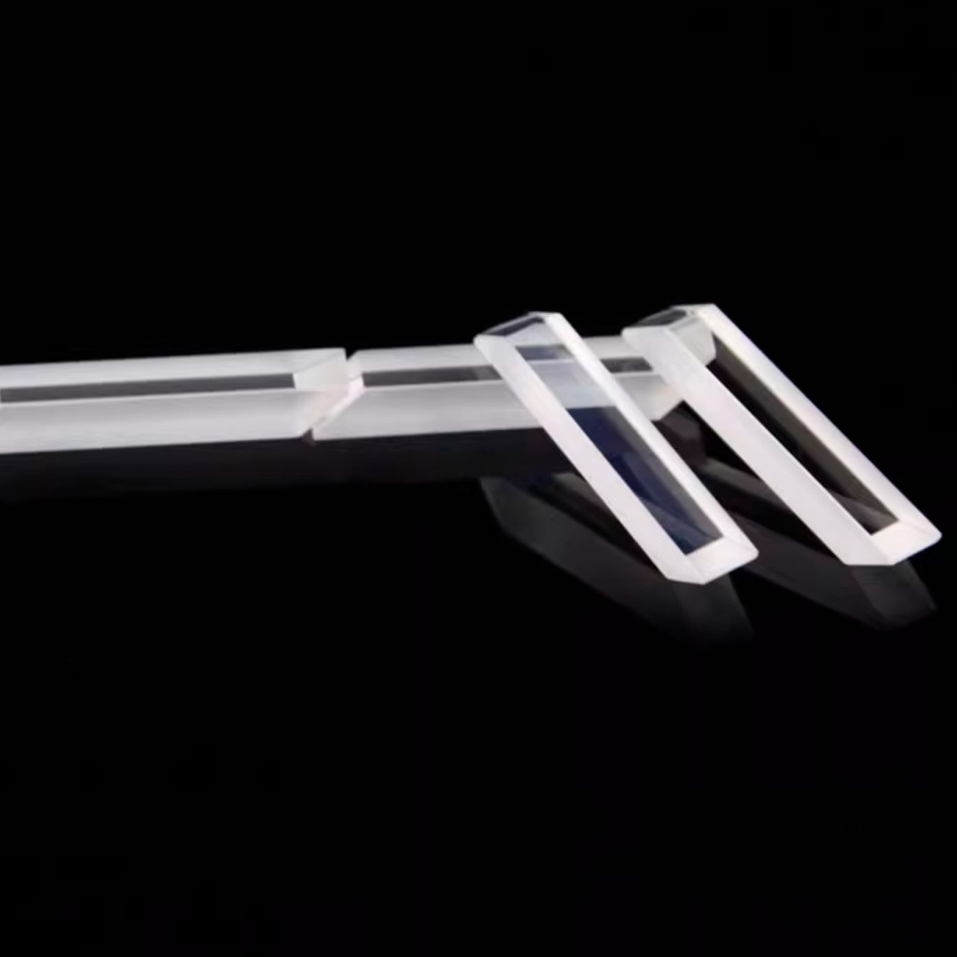 Rhombic prism