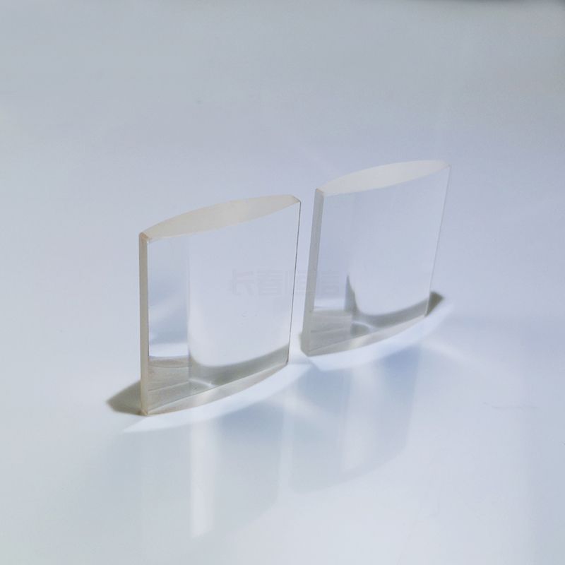 Double convex cylindrical lens
