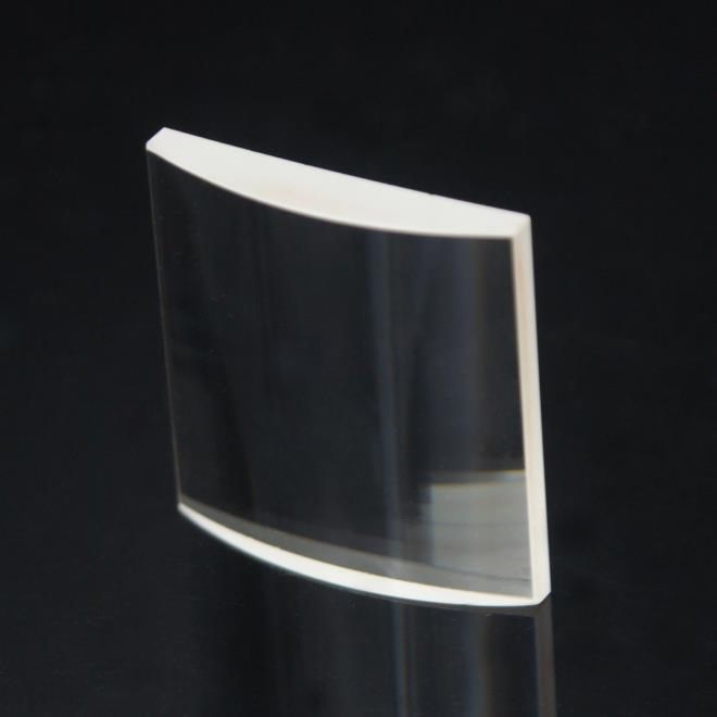 Plano convex cylindrical lens